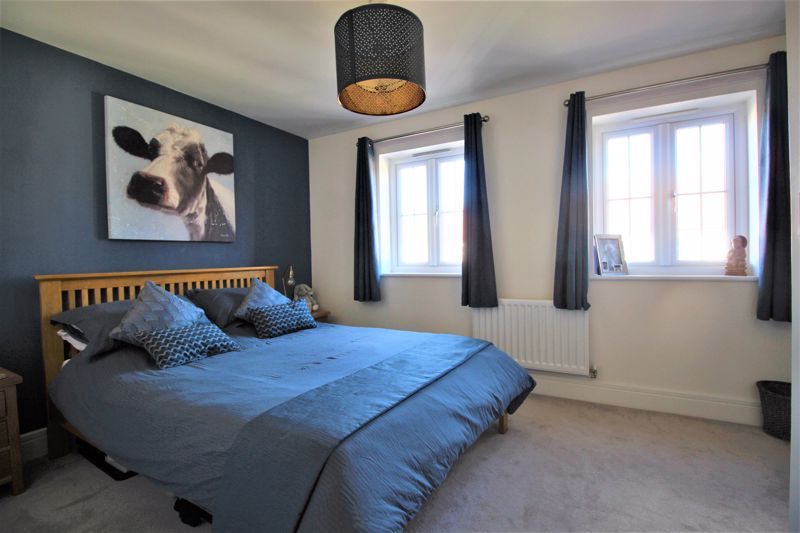 4 bed house for sale in Robin Close, Newark, NG22  - Property Image 7