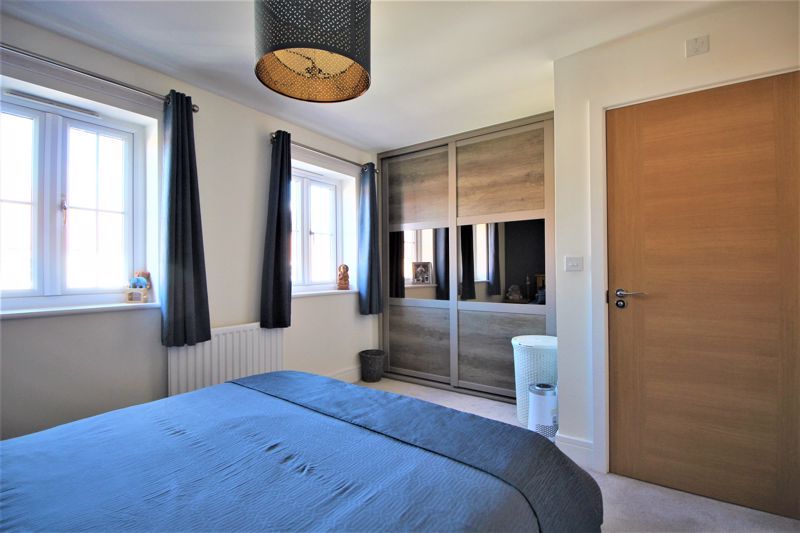 4 bed house for sale in Robin Close, Newark, NG22  - Property Image 8