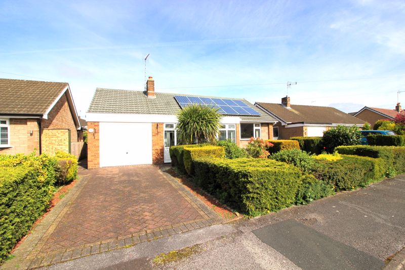 2 bed bungalow for sale in Lintin Avenue, Edwinstowe, NG21 2