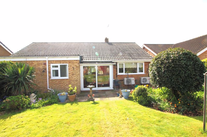 2 bed bungalow for sale in Lintin Avenue, Edwinstowe, NG21 17