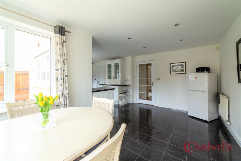 4 bed house for sale in Barn Owl Close, Church Warsop, NG20  - Property Image 3