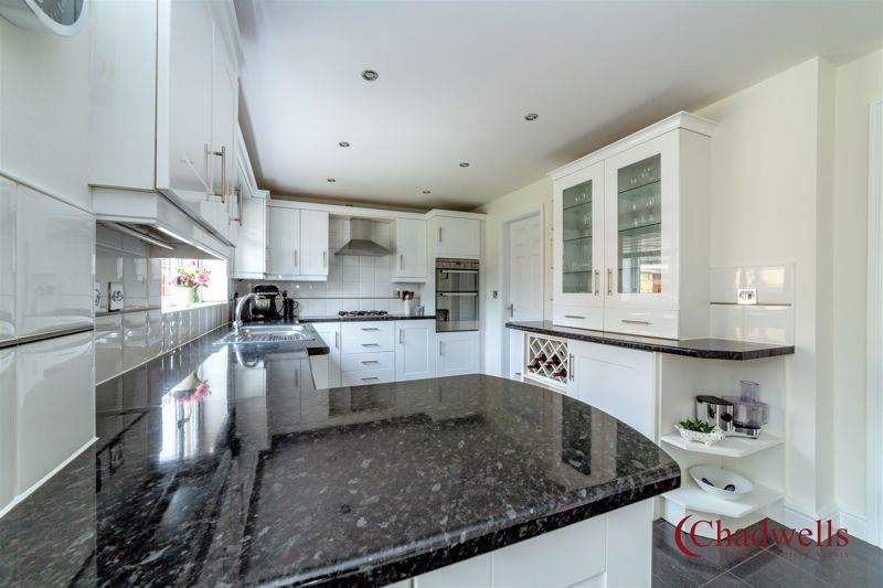 4 bed house for sale in Barn Owl Close, Church Warsop, NG20  - Property Image 5
