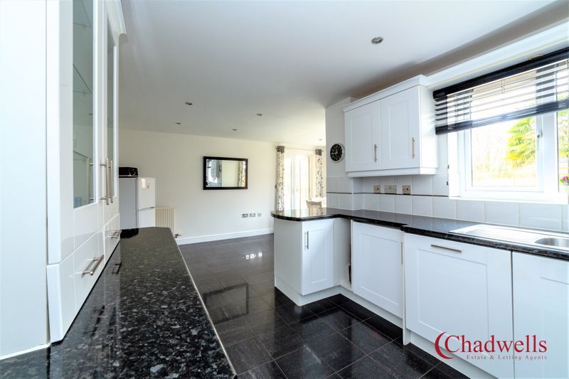 4 bed house for sale in Barn Owl Close, Church Warsop, NG20  - Property Image 6