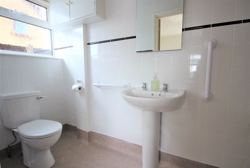 7 bed house for sale in Hardwick Drive, Ollerton, NG22  - Property Image 13