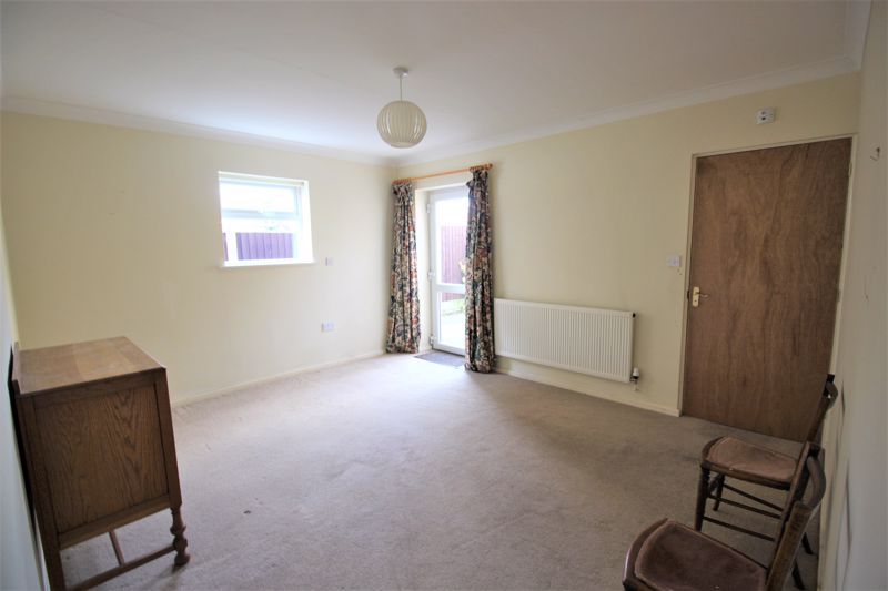 7 bed house for sale in Hardwick Drive, Ollerton, NG22  - Property Image 6