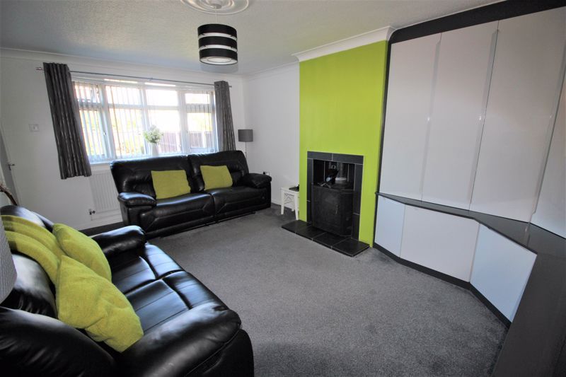 2 bed bungalow for sale in Tuxford Road, Boughton, NG22 3