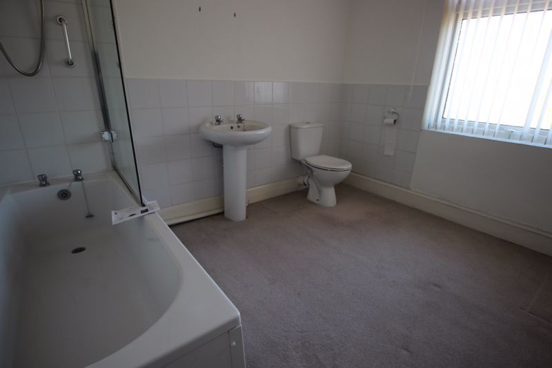 2 bed house for sale in Newark Road, New Ollerton, NG22  - Property Image 9