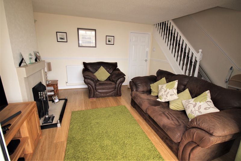 3 bed house for sale in Brackendale Drive, Waleby, NG22 3