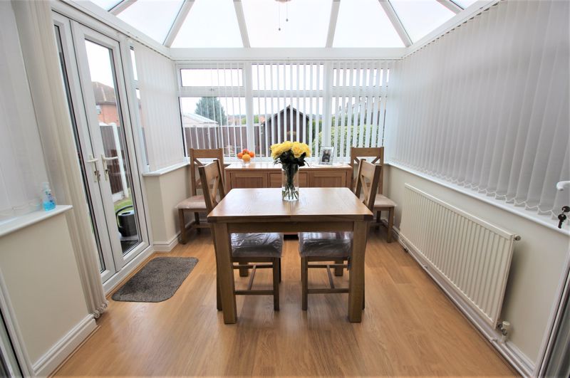 3 bed house for sale in Brackendale Drive, Waleby, NG22 5