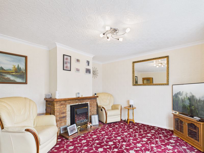 3 bed house for sale in Lansbury Road, Bilsthorpe, NG22 4