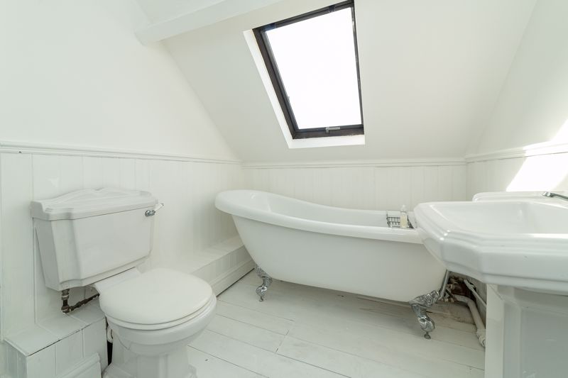 2 bed cottage for sale in Main Street, Kirton, NG22  - Property Image 3