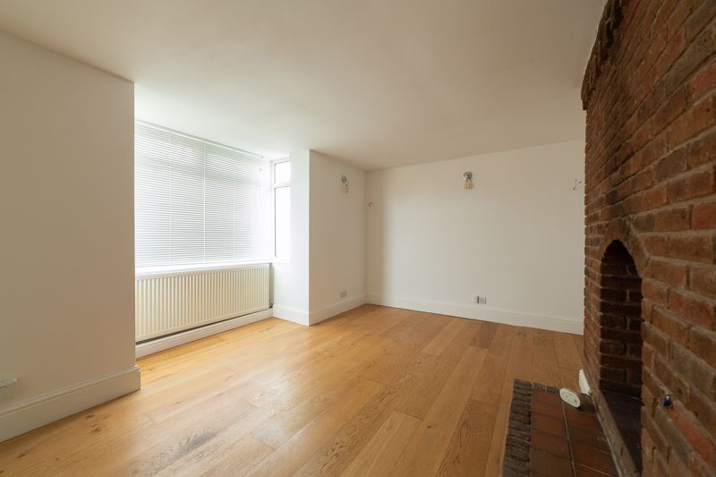 2 bed cottage for sale in Main Street, Kirton, NG22  - Property Image 5