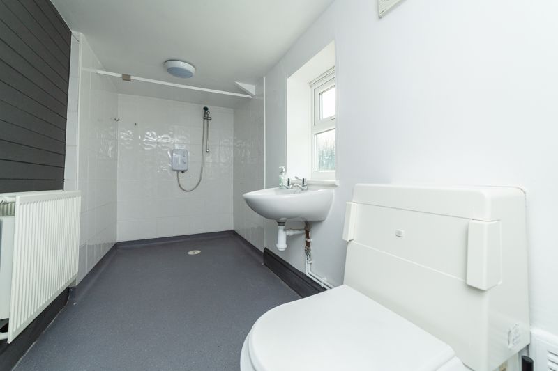 2 bed cottage for sale in Main Street, Kirton, NG22  - Property Image 9