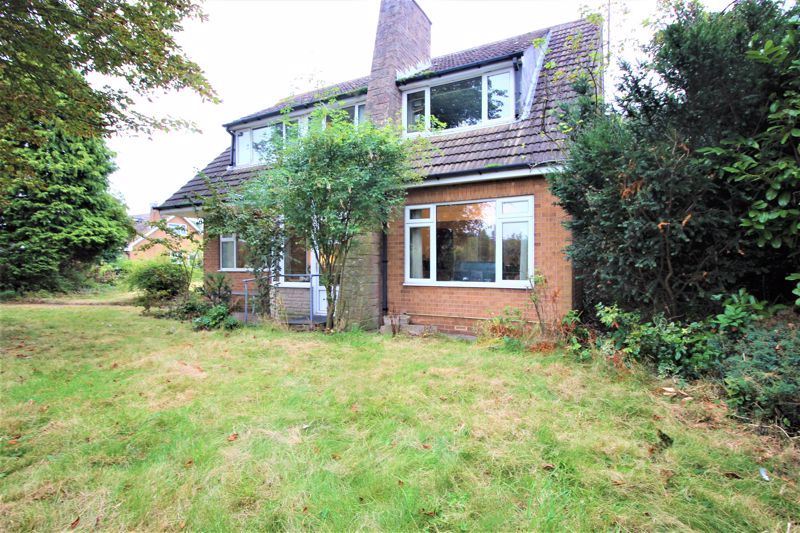3 bed bungalow for sale in Church Road, Newark, NG22  - Property Image 1