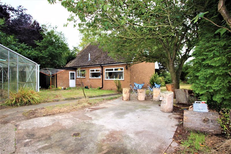 3 bed bungalow for sale in Church Road, Newark, NG22  - Property Image 16