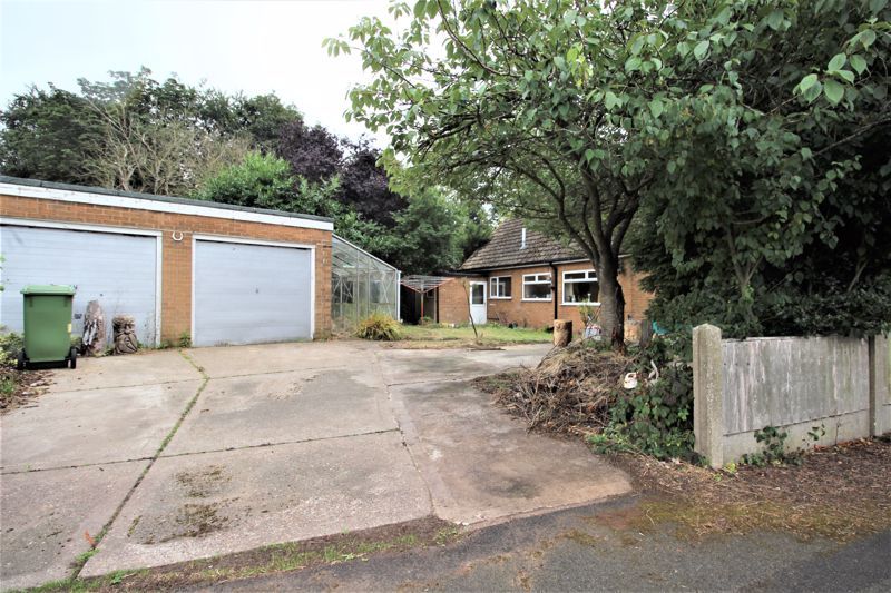 3 bed bungalow for sale in Church Road, Newark, NG22 20