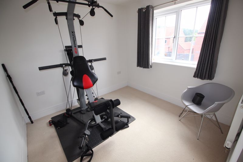 4 bed house to rent in Kingfisher Way, Ollerton, NG22  - Property Image 13