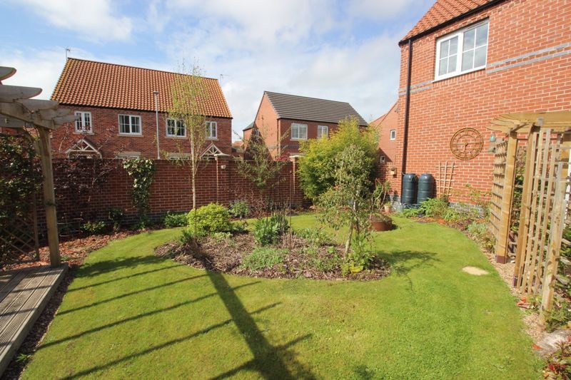 4 bed house to rent in Kingfisher Way, Ollerton, NG22  - Property Image 17