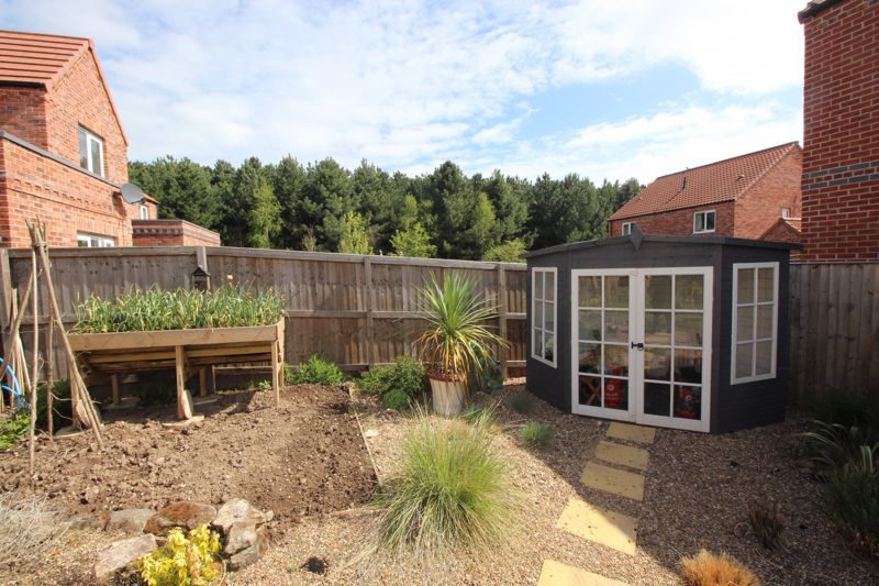 4 bed house to rent in Kingfisher Way, Ollerton, NG22  - Property Image 18