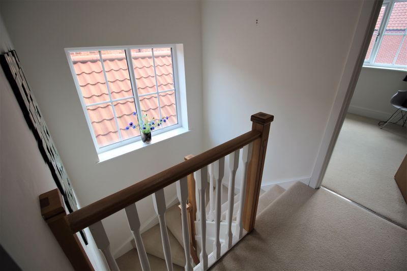4 bed house to rent in Kingfisher Way, Ollerton, NG22  - Property Image 8