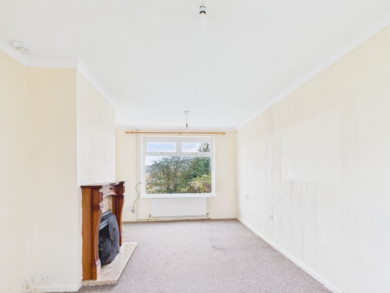 3 bed house for sale in Petersmith Drive, Ollerton, NG22  - Property Image 2