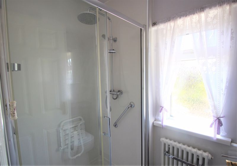 3 bed house for sale in Fifth Avenue, Edwinstowe, NG21  - Property Image 11