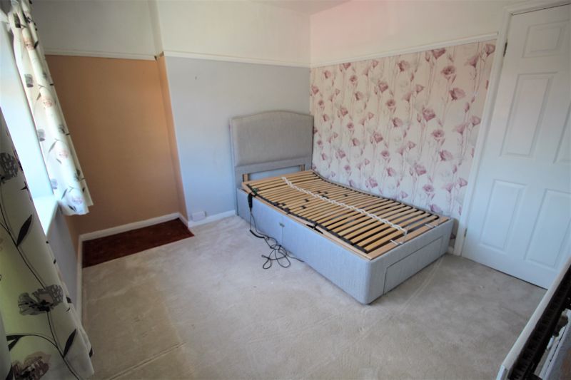 3 bed house for sale in Fifth Avenue, Edwinstowe, NG21  - Property Image 9