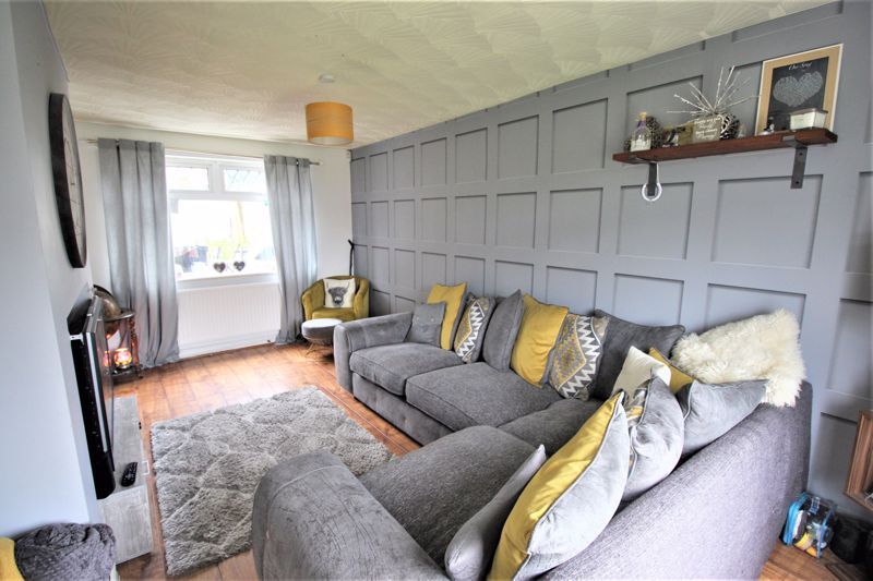 3 bed house for sale in Whitewater Road, New Ollerton, NG22 6