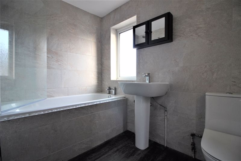 3 bed house for sale in Cedar Lane, Ollerton, NG22  - Property Image 16