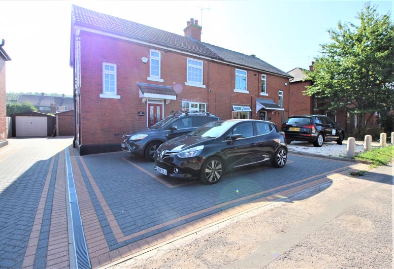 3 bed house to rent in Main Road, Boughton, NG22 1