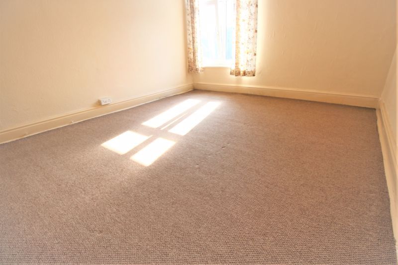 3 bed house for sale in Eighth Avenue, Forest Town, NG19  - Property Image 12