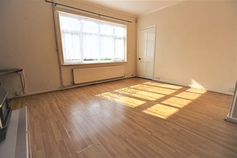 3 bed house for sale in Eighth Avenue, Forest Town, NG19  - Property Image 7