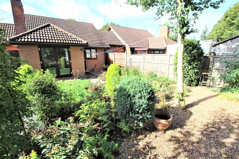 2 bed bungalow to rent in Maypole Road, Newark, NG22  - Property Image 8