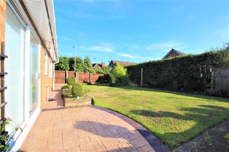2 bed bungalow for sale in St. Peters Avenue, Church Warsop, NG20  - Property Image 14