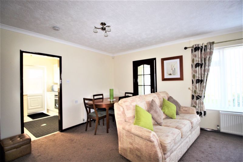 2 bed bungalow for sale in St. Peters Avenue, Church Warsop, NG20  - Property Image 4