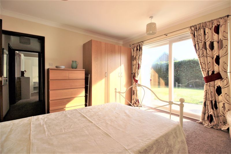 2 bed bungalow for sale in St. Peters Avenue, Church Warsop, NG20  - Property Image 10