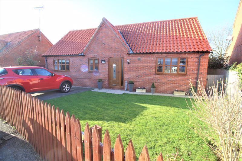 3 bed bungalow for sale in Elm Tree Rise, Kneesall, NG22  - Property Image 1