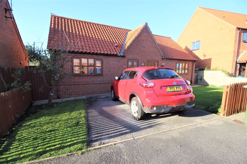 3 bed bungalow for sale in Elm Tree Rise, Kneesall, NG22 16