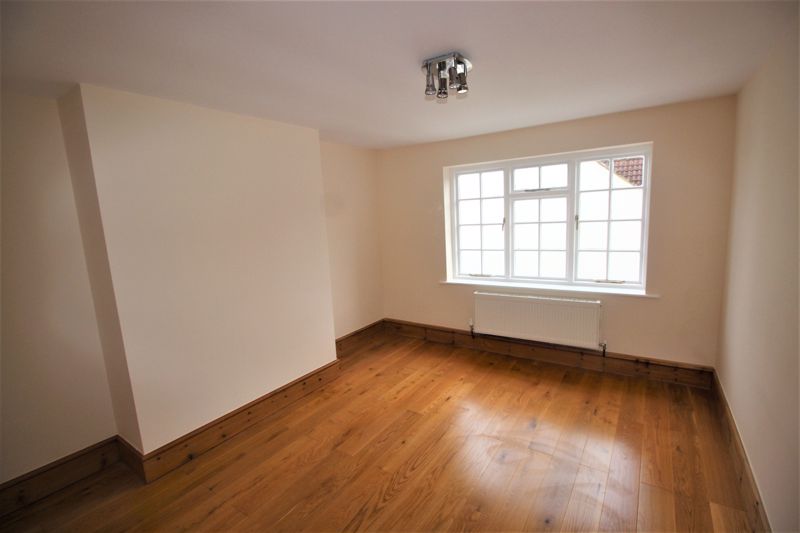 3 bed house for sale in Lincoln Road, Newark, NG22  - Property Image 19