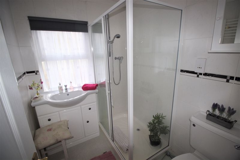 2 bed  for sale in Fairfield Park, Ollerton, NG22  - Property Image 12