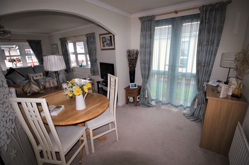 2 bed  for sale in Fairfield Park, Ollerton, NG22  - Property Image 7