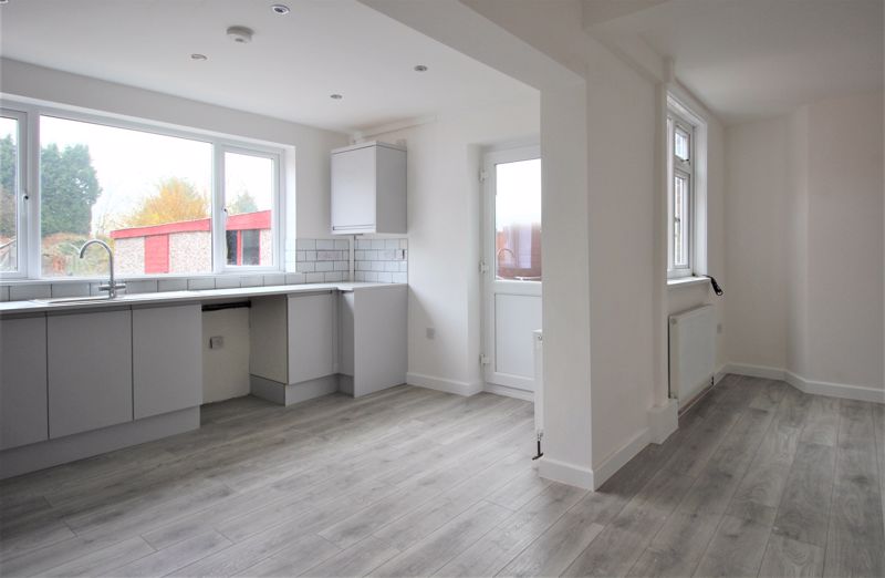 3 bed house for sale in Walesby Lane, Newark, NG22  - Property Image 4