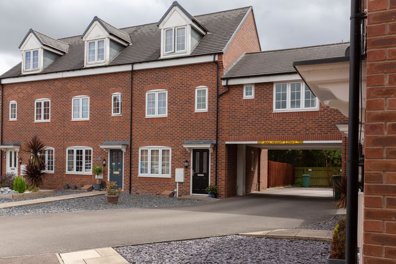 3 bed house for sale in St Stephens Road, Ollerton, NG22 1