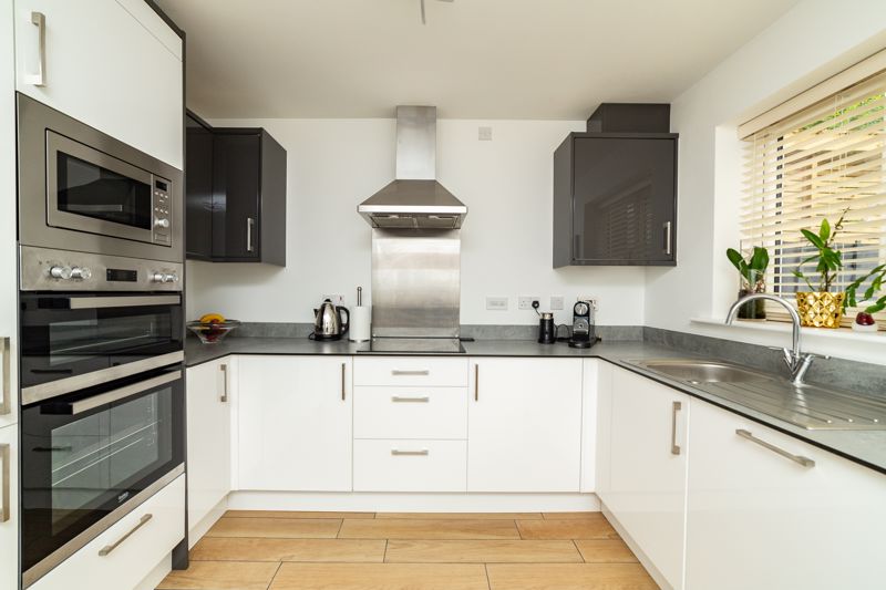 3 bed house for sale in St Stephens Road, Ollerton, NG22  - Property Image 7