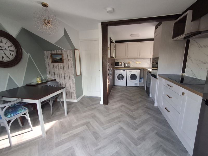 3 bed house for sale in Petersmith Drive, Ollerton, NG22 6