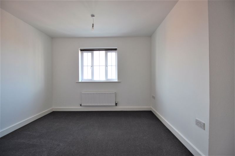 2 bed flat to rent in Priestley Court, Ollerton, NG22 5