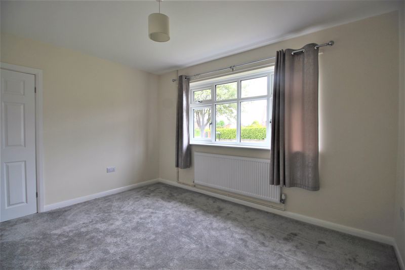 3 bed bungalow to rent in Birkland Drive, Edwinstowe, NG21  - Property Image 7