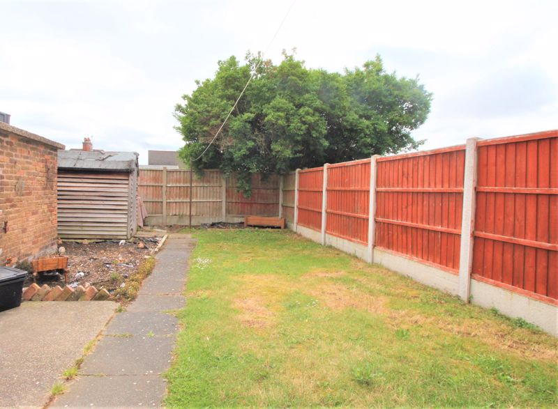 3 bed house for sale in Breck Bank Crescent, Ollerton, NG22  - Property Image 17