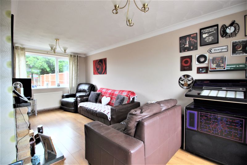 3 bed house for sale in Breck Bank Crescent, Ollerton, NG22  - Property Image 7