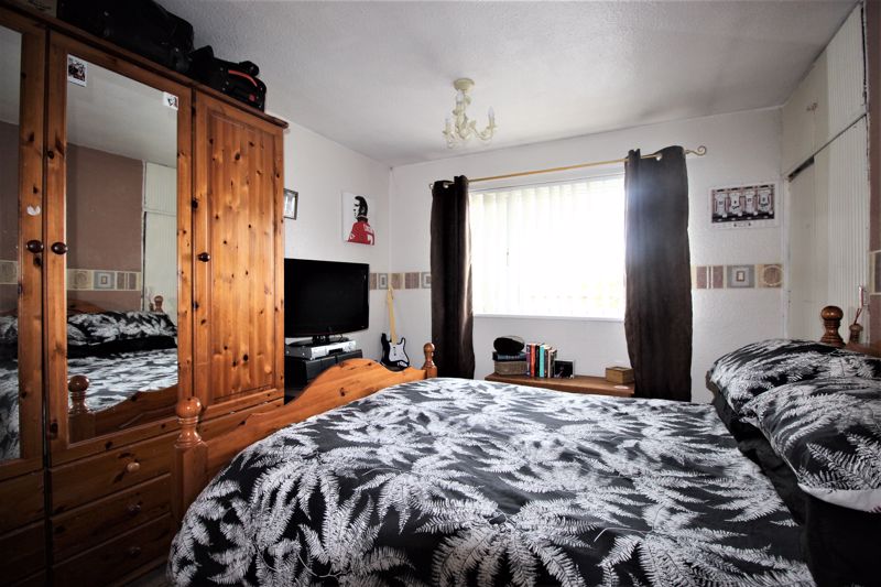 3 bed house for sale in Breck Bank Crescent, Ollerton, NG22  - Property Image 9